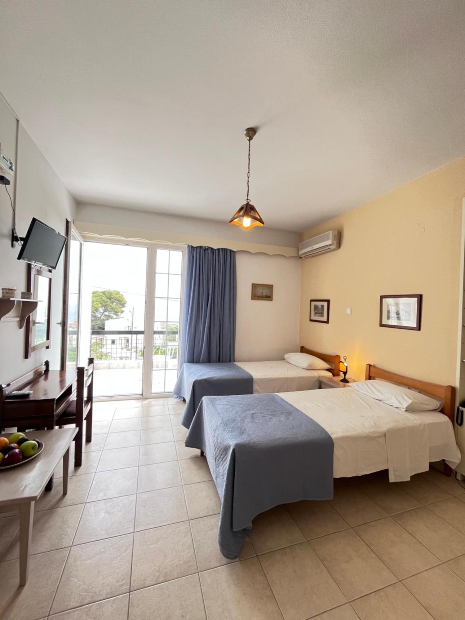 Hotel Elena Alinda  Luaran gambar