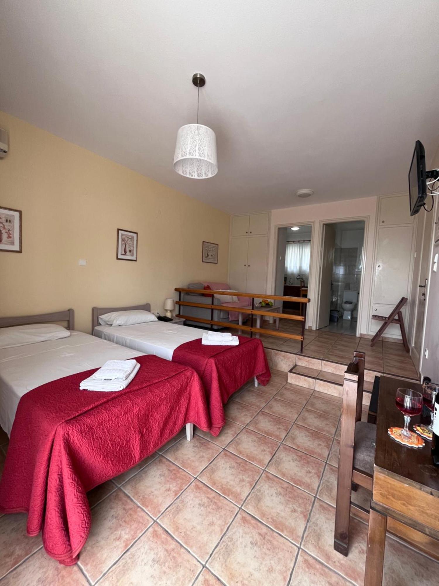 Hotel Elena Alinda  Luaran gambar