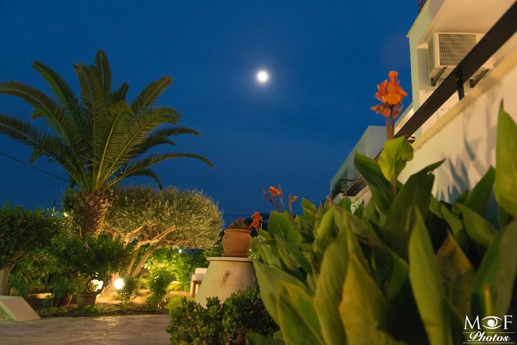 Hotel Elena Alinda  Luaran gambar